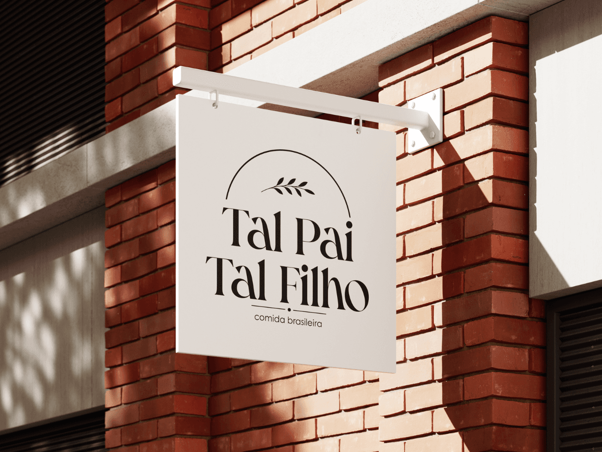 Tal Pai Tal Filho.